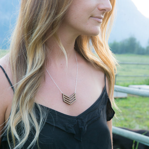 Aina necklace